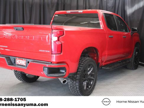 Used 2019 Chevrolet Silverado 1500 Custom w/ Infotainment Package RWD image 13