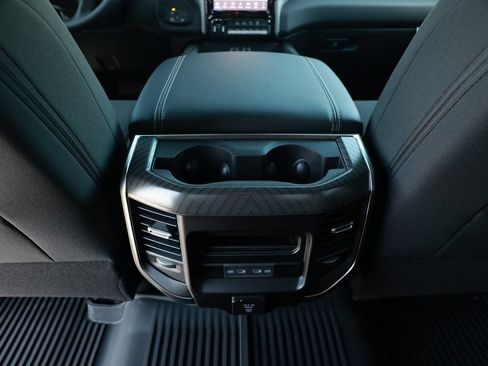 New 2026 RAM 3500 Big Horn AWD/4WD image 28