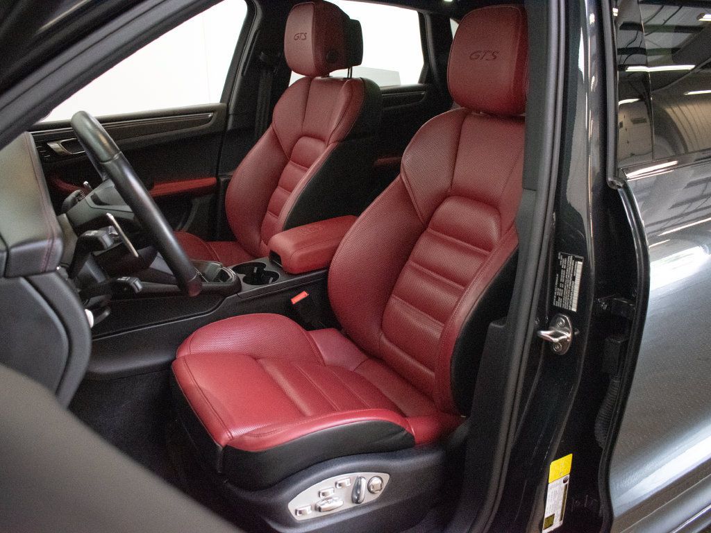 Used 2023 Porsche Macan GTS AWD/4WD image 5