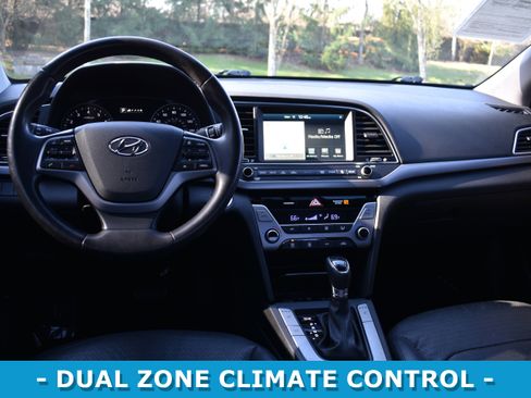 Used 2017 Hyundai Elantra Limited w/ Limited Tech Package 04 image 10