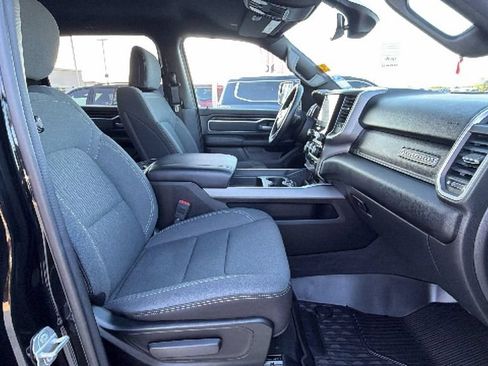 Used 2022 RAM 1500 Big Horn AWD/4WD image 31