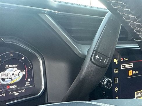 Used 2024 GMC Sierra 3500 Denali w/ Denali Reserve Package image 19