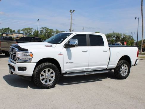 Used 2023 RAM 2500 Laramie AWD/4WD image 5
