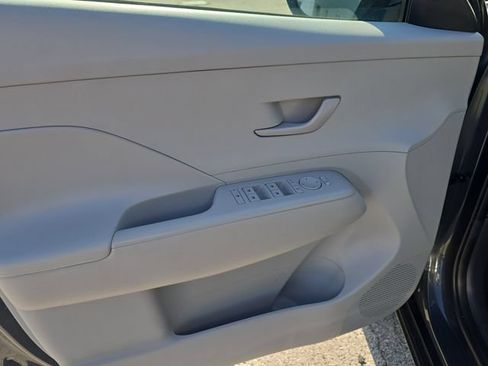 Used 2024 Hyundai Kona SEL FWD image 17