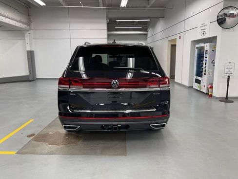 New 2026 Volkswagen Atlas SEL image 3