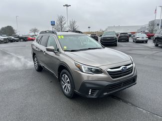 Used 2022 Subaru Outback Premium video 1