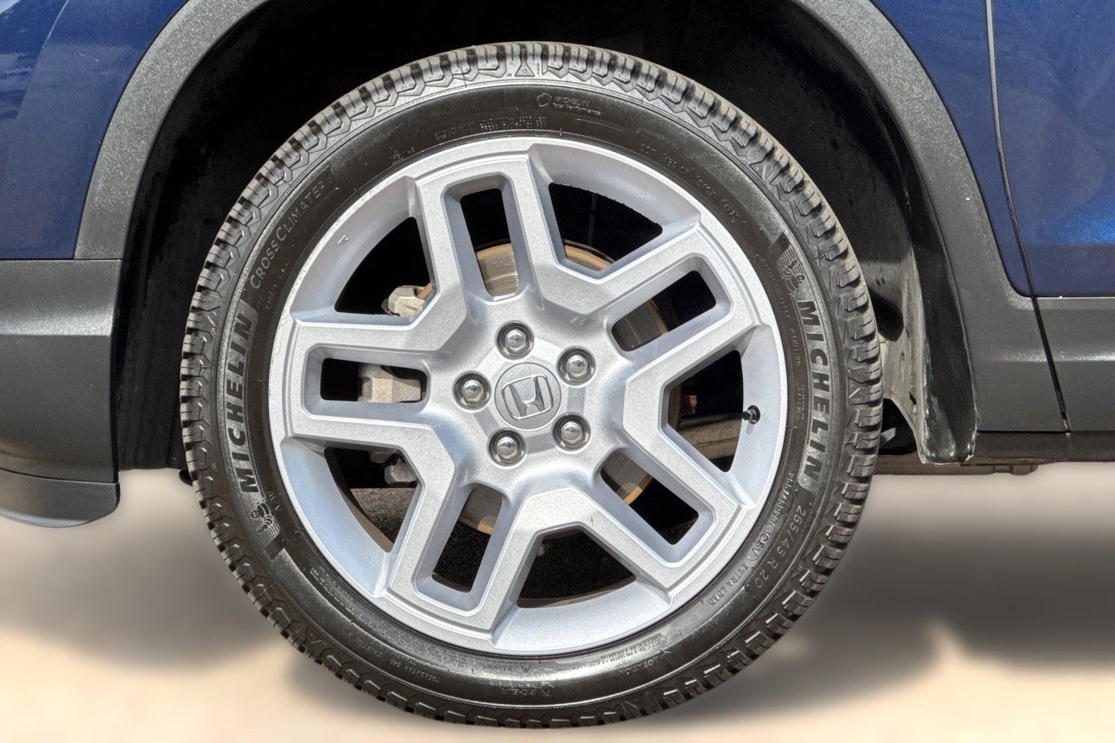 Used 2024 Honda Passport EX-L image 13