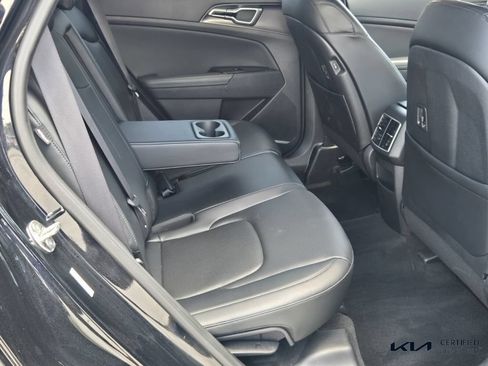 Certified 2024 Kia Sportage EX FWD image 16