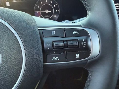 Certified 2025 Kia Sportage SX image 10