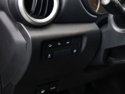 Used 2025 Nissan Versa S w/ Trunk Package image 13