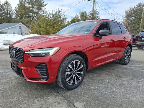 Certified 2023 Volvo XC60 B5 Plus w/ Climate Package image 3