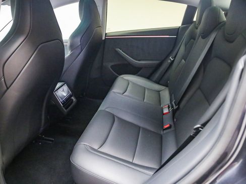 Used 2024 Tesla Model 3 Performance AWD/4WD image 19