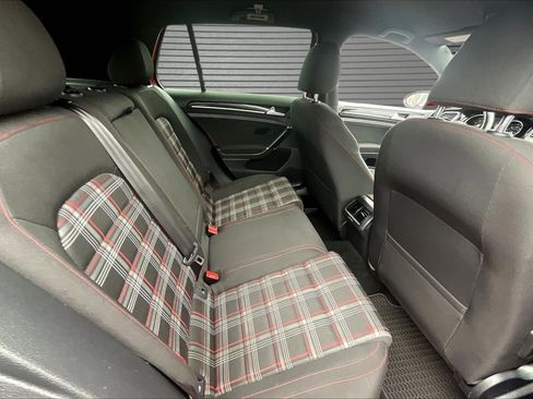 Used 2015 Volkswagen GTI S image 23
