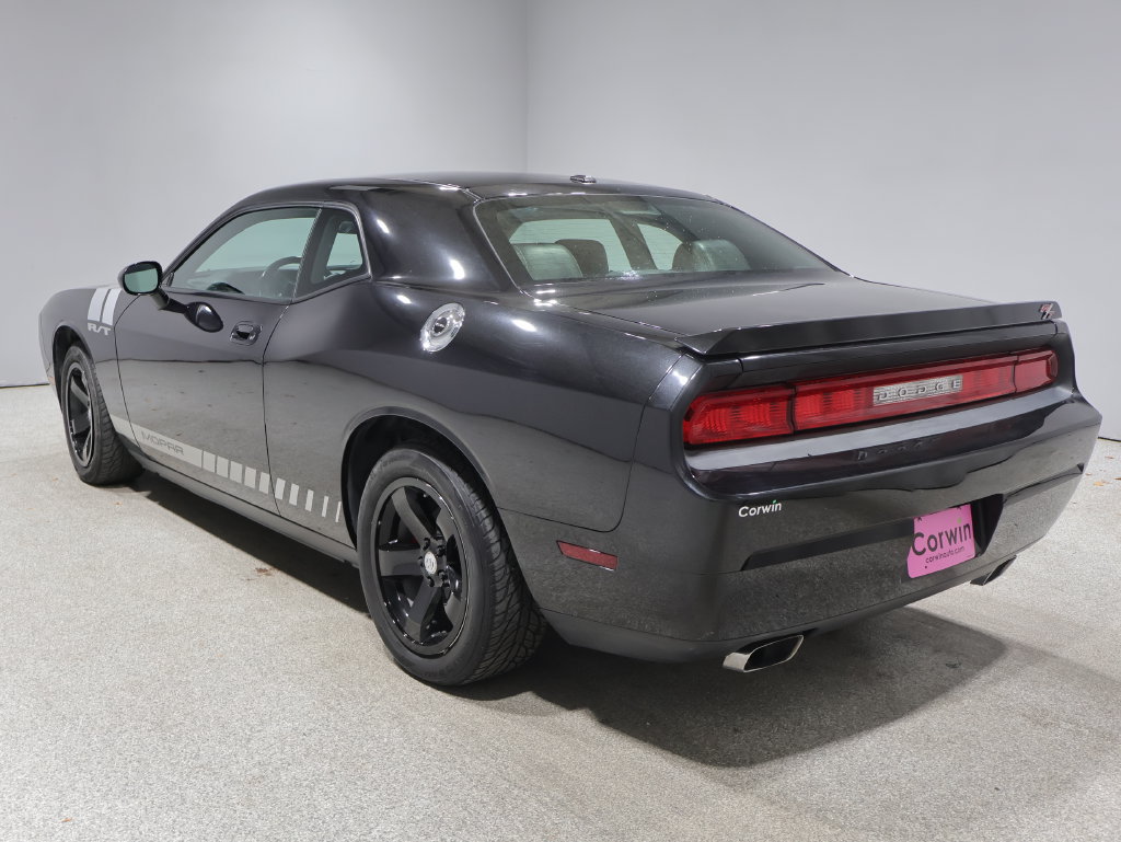 Used 2009 Dodge Challenger R/T RWD image 5