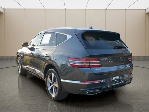 Used 2023 Genesis GV80 2.5T w/ Prestige 20" Package image 3