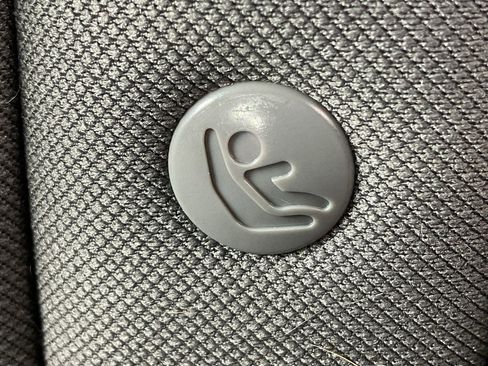 Used 2025 Hyundai Elantra SEL image 16