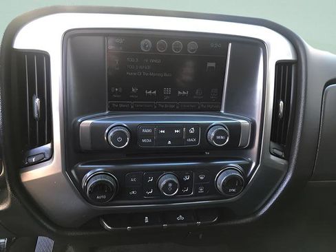 Used 2017 Chevrolet Silverado 1500 LT w/ All Star Edition AWD/4WD image 16