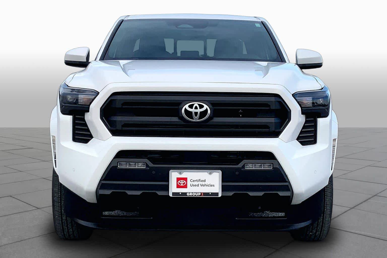 Certified 2026 Toyota Tacoma SR5 w/ SR5 Upgrade Package AWD/4WD image 4