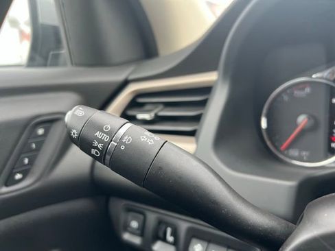 Certified 2023 GMC Acadia Denali w/ Denali Ultimate Package image 19