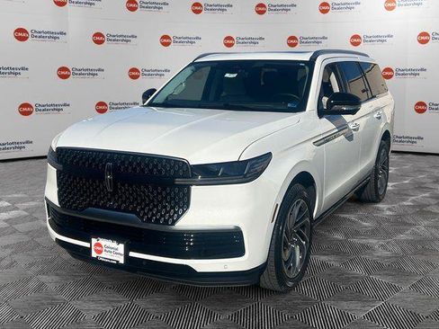 New 2026 Lincoln Navigator Reserve AWD/4WD image 1