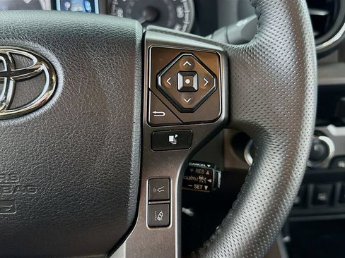 Used 2023 Toyota Tacoma TRD Sport w/ Technology Package AWD/4WD image 23