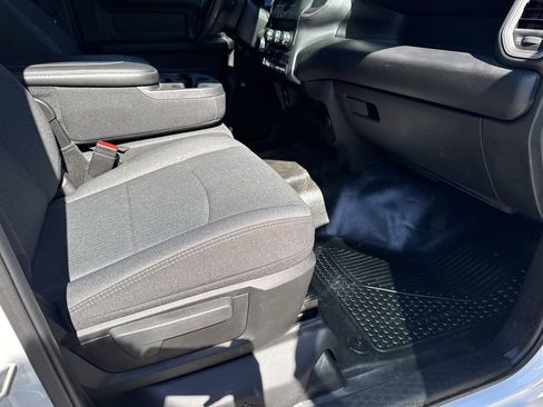 Used 2024 RAM 3500 Tradesman w/ Chrome Appearance Group image 34