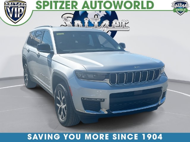 Used 2024 Jeep Grand Cherokee L Limited AWD/4WD image 1