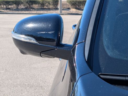 Used 2016 Kia Sorento SX w/ SXL Technology Package image 12