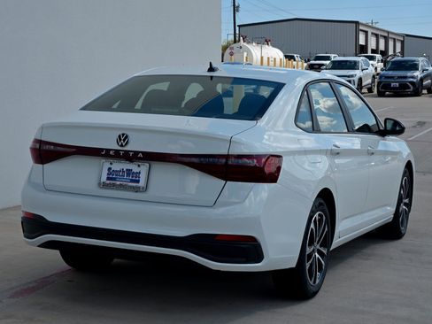 New 2025 Volkswagen Jetta Sport image 4