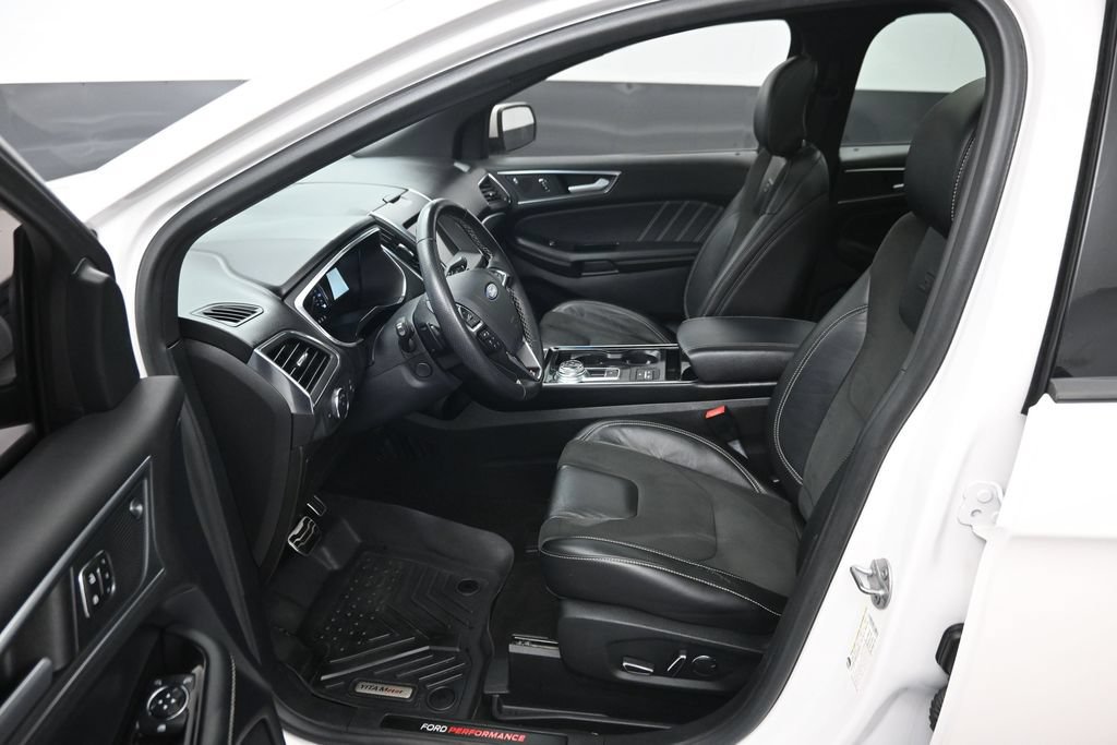 Used 2019 Ford Edge ST w/ Equipment Group 401A AWD/4WD image 9