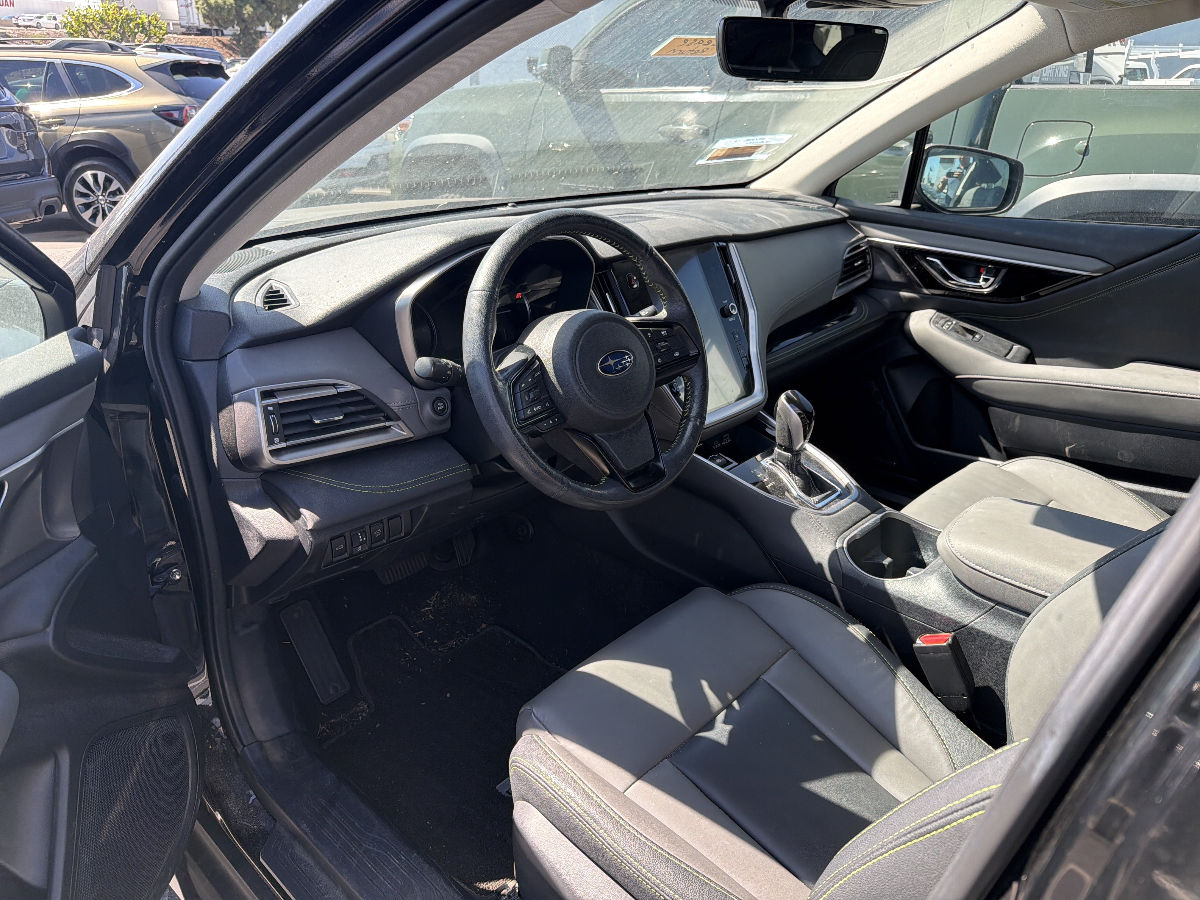 Used 2024 Subaru Outback Onyx Edition AWD/4WD image 3