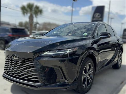 Used 2025 Lexus RX 350 Premium w/ Convenience Package image 4