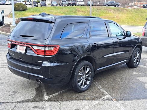 Used 2017 Dodge Durango GT w/ Premium Group image 32