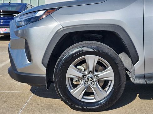 Used 2024 Toyota RAV4 XLE image 5