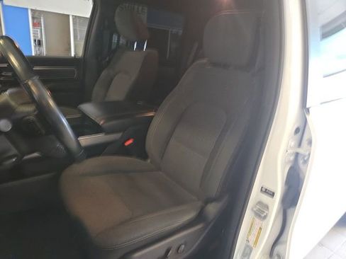 Used 2022 RAM 1500 Big Horn AWD/4WD image 11