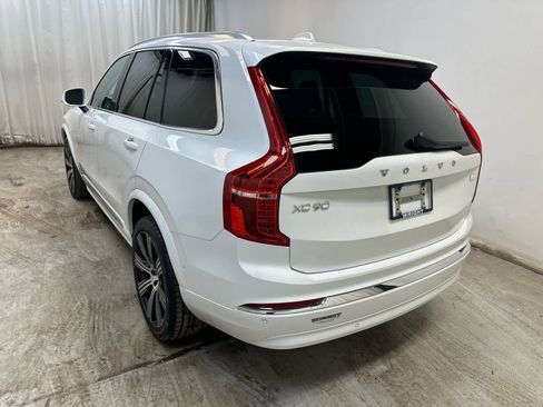 Used 2023 Volvo XC90 T8 Plus image 2