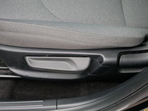 Used 2025 Kia K4 LXS image 17