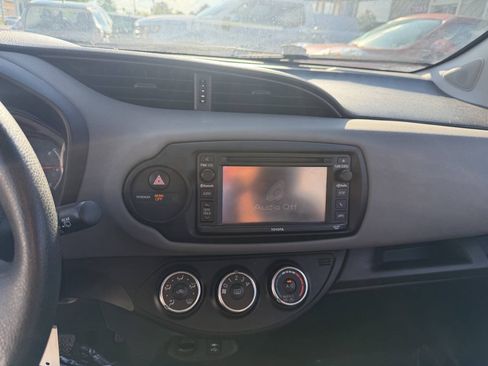 Used 2016 Toyota Yaris L FWD image 26