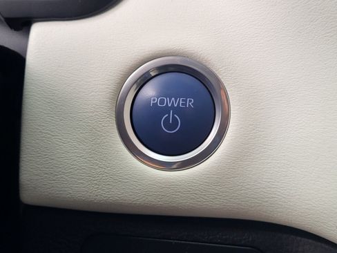 Used 2024 Toyota Sequoia Capstone image 31