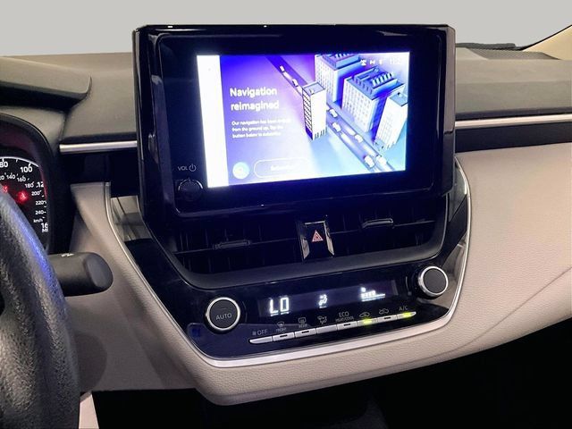 Used 2024 Toyota Corolla LE FWD image 6