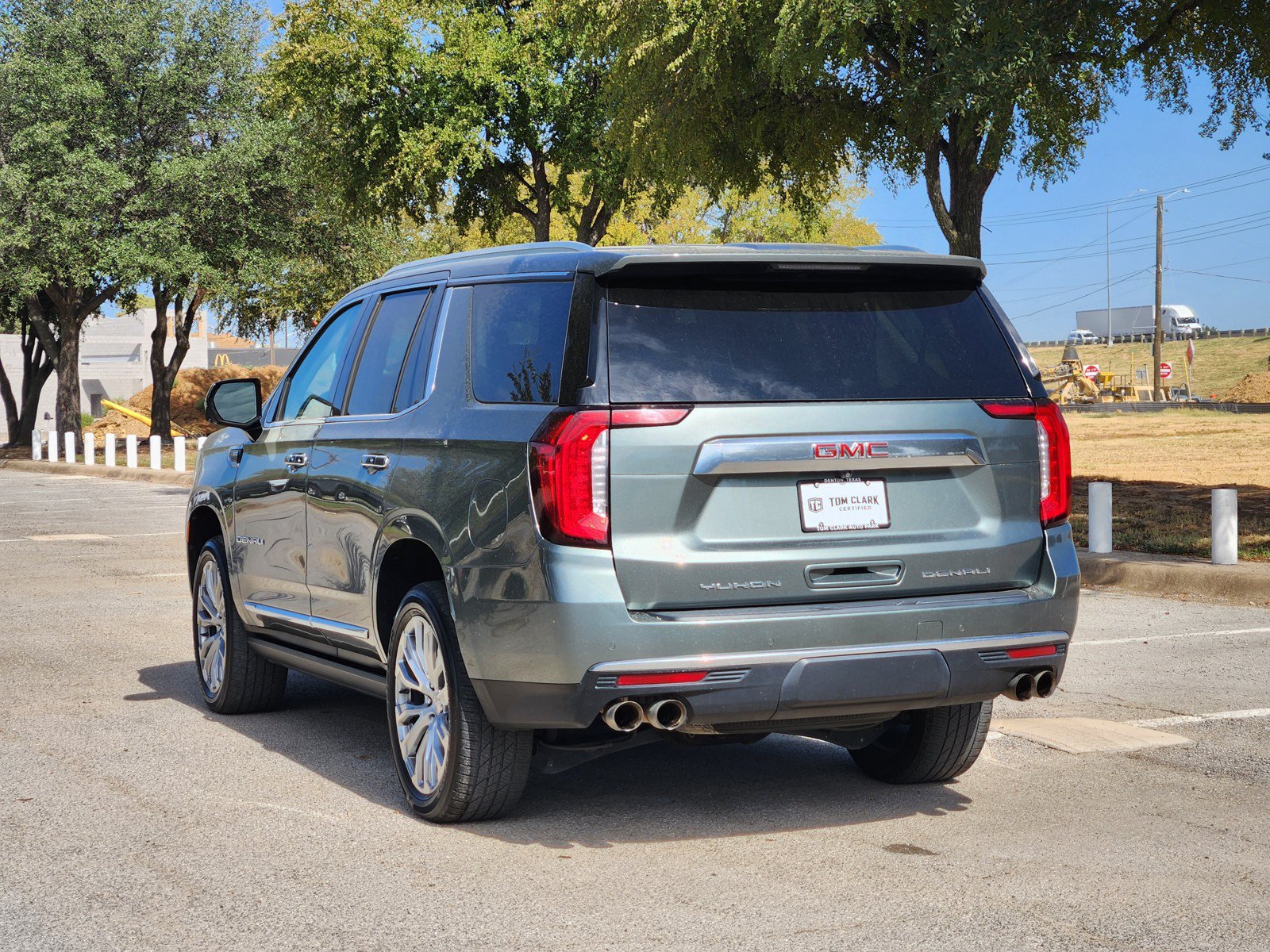 Used 2023 GMC Yukon Denali w/ Max Trailering Package AWD/4WD image 4