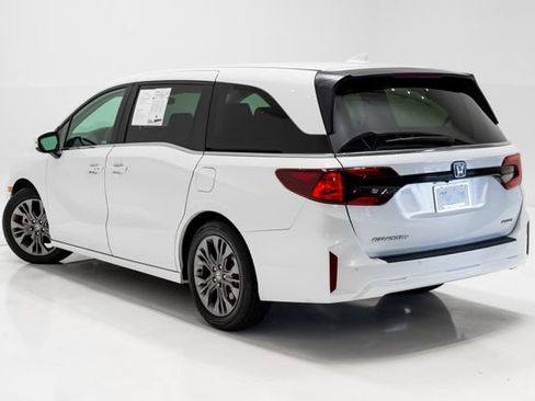 Used 2026 Honda Odyssey Touring image 34