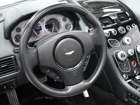 Used 2016 Aston Martin V8 Vantage S RWD image 25