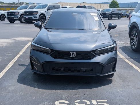 Used 2025 Honda Civic Sport image 5