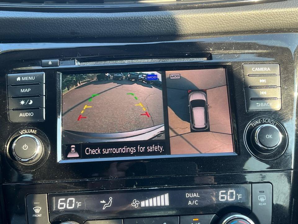 Used 2019 Nissan Rogue SL AWD/4WD image 18