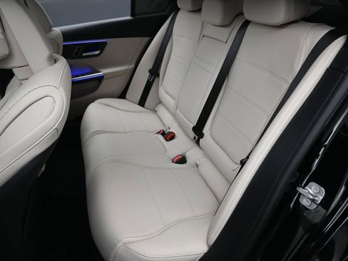 Used 2025 Mercedes-Benz C 300 4MATIC Sedan w/ Exclusive Trim Package image 30