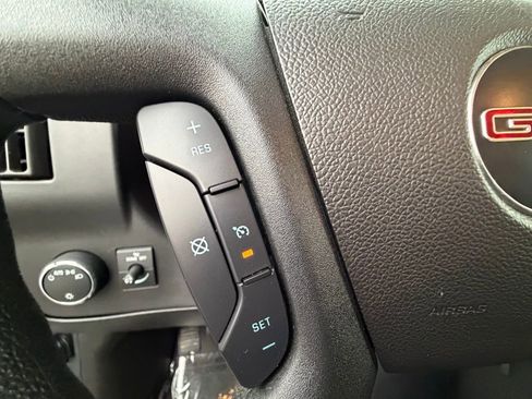 Used 2019 GMC Savana 2500 w/ Driver Convenience Package RWD image 20