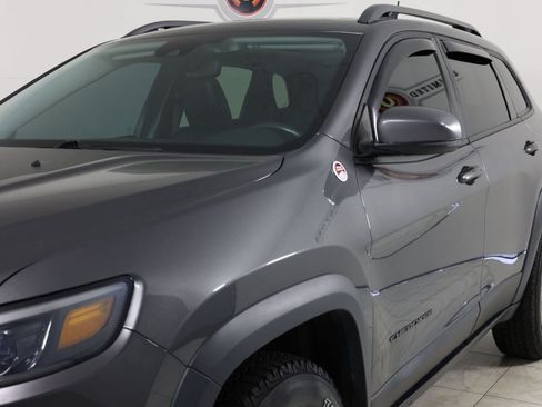 Used 2021 Jeep Cherokee Trailhawk w/ Sun, Sound & Nav Group AWD/4WD image 48