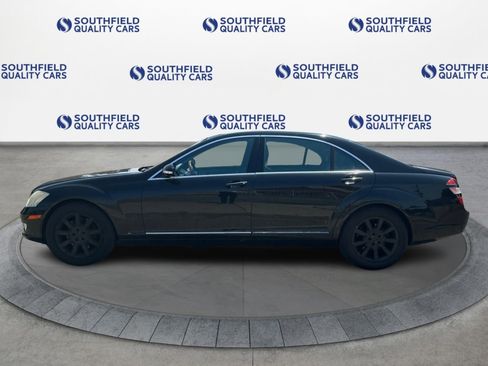Used 2007 Mercedes-Benz S 550 4MATIC image 3