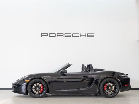 Used 2024 Porsche 718 Boxster GTS image 2